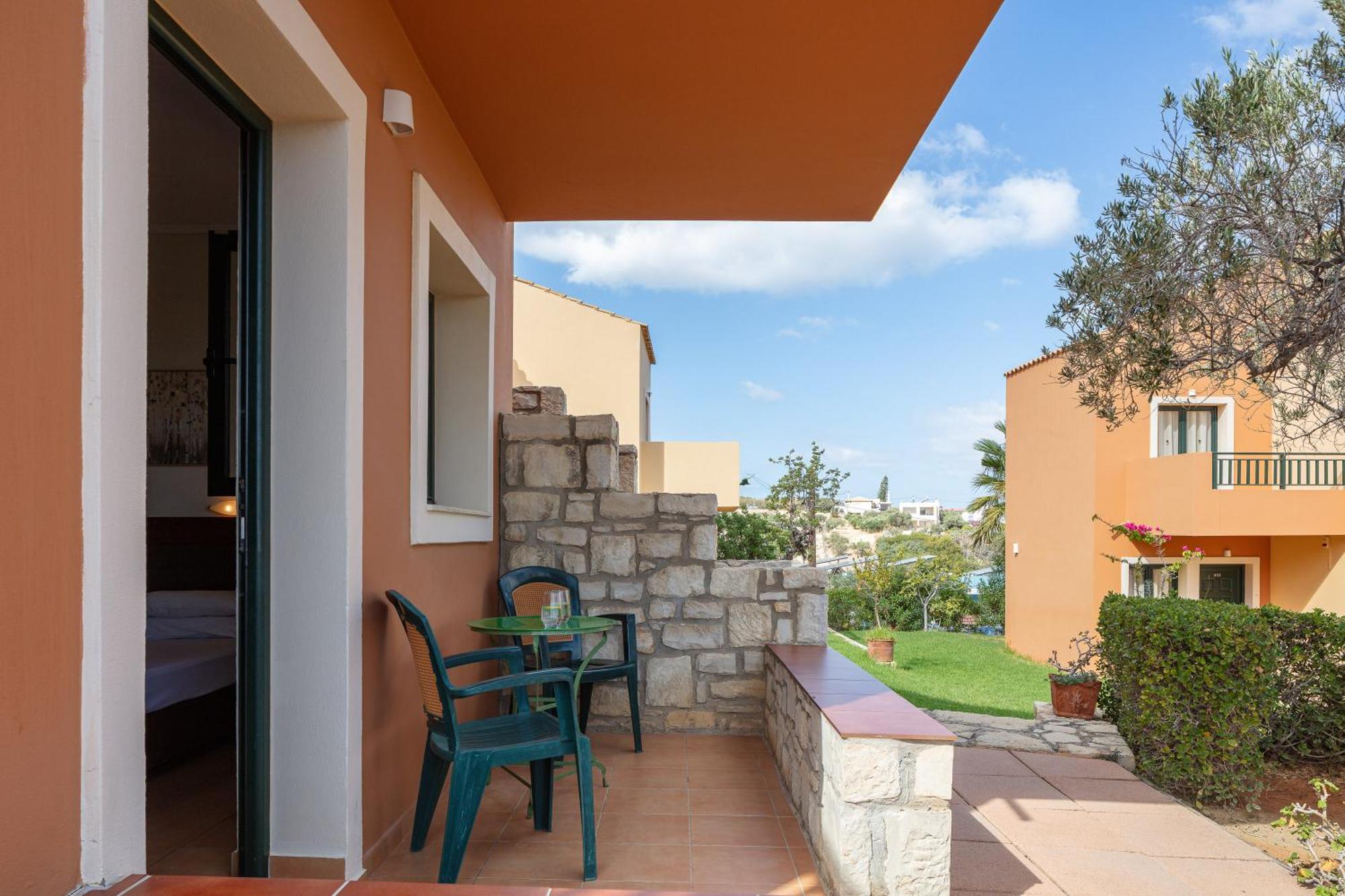 Dia Apartments Hersonissos  Bagian luar foto