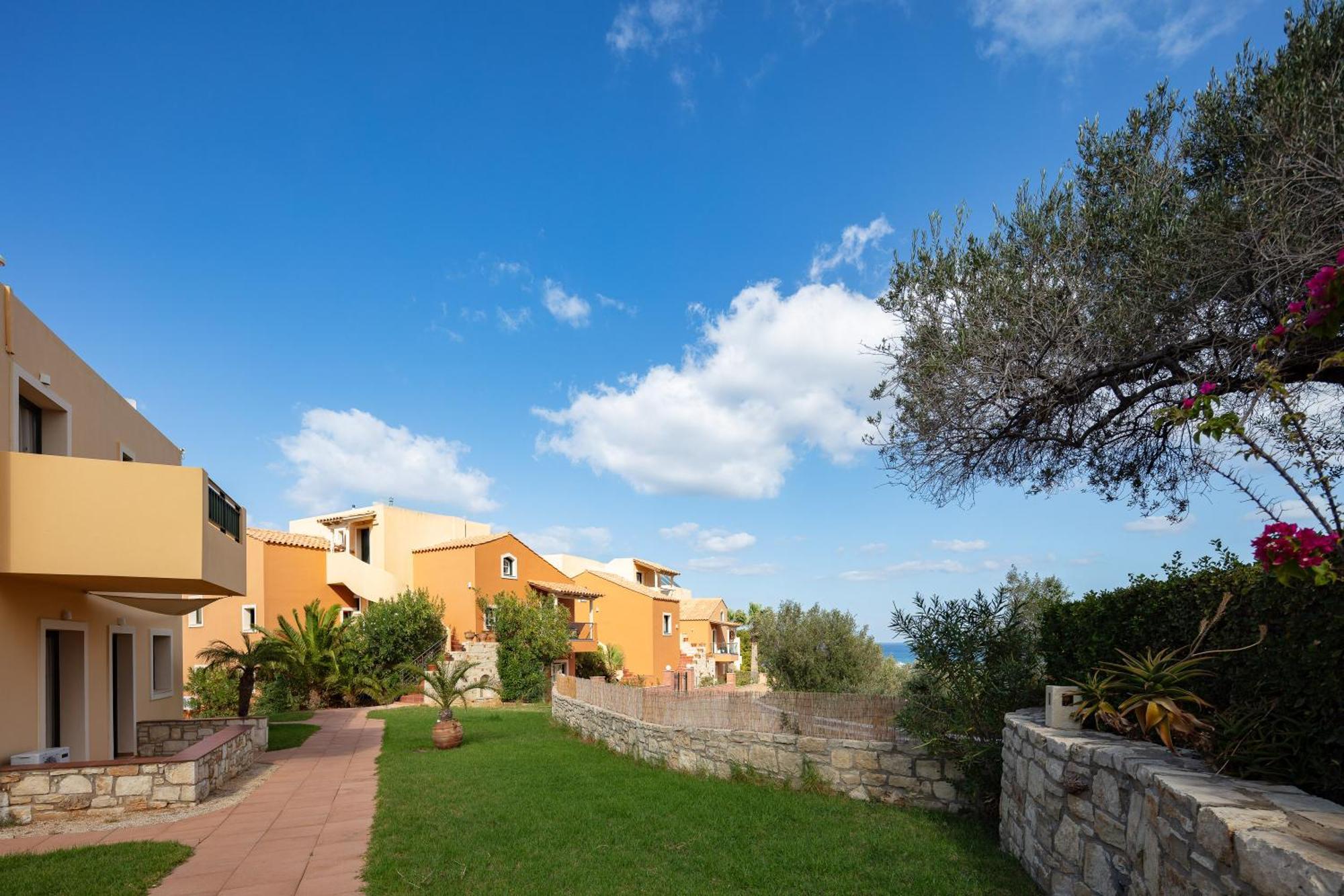 Dia Apartments Hersonissos  Bagian luar foto