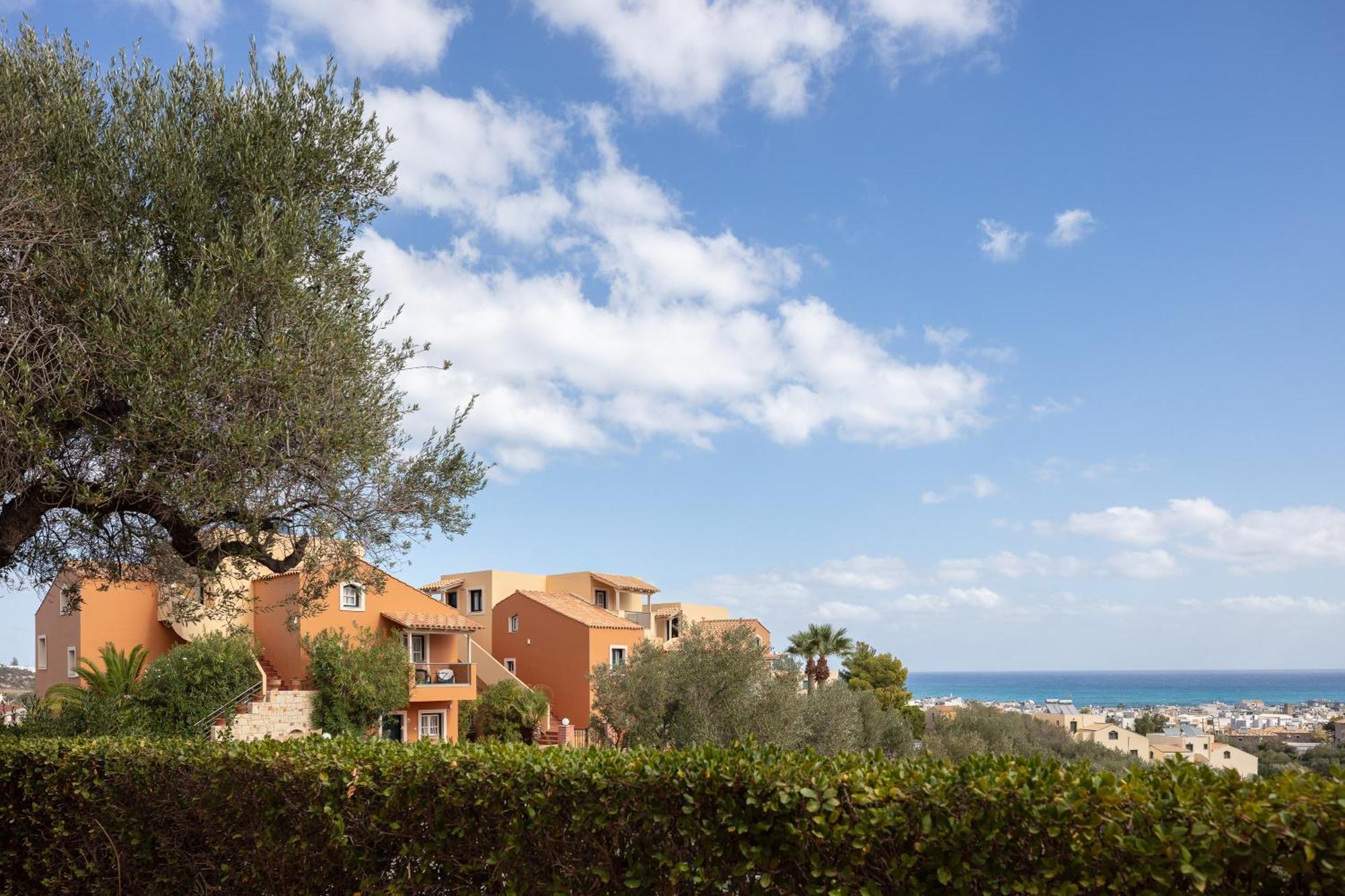 Dia Apartments Hersonissos  Bagian luar foto