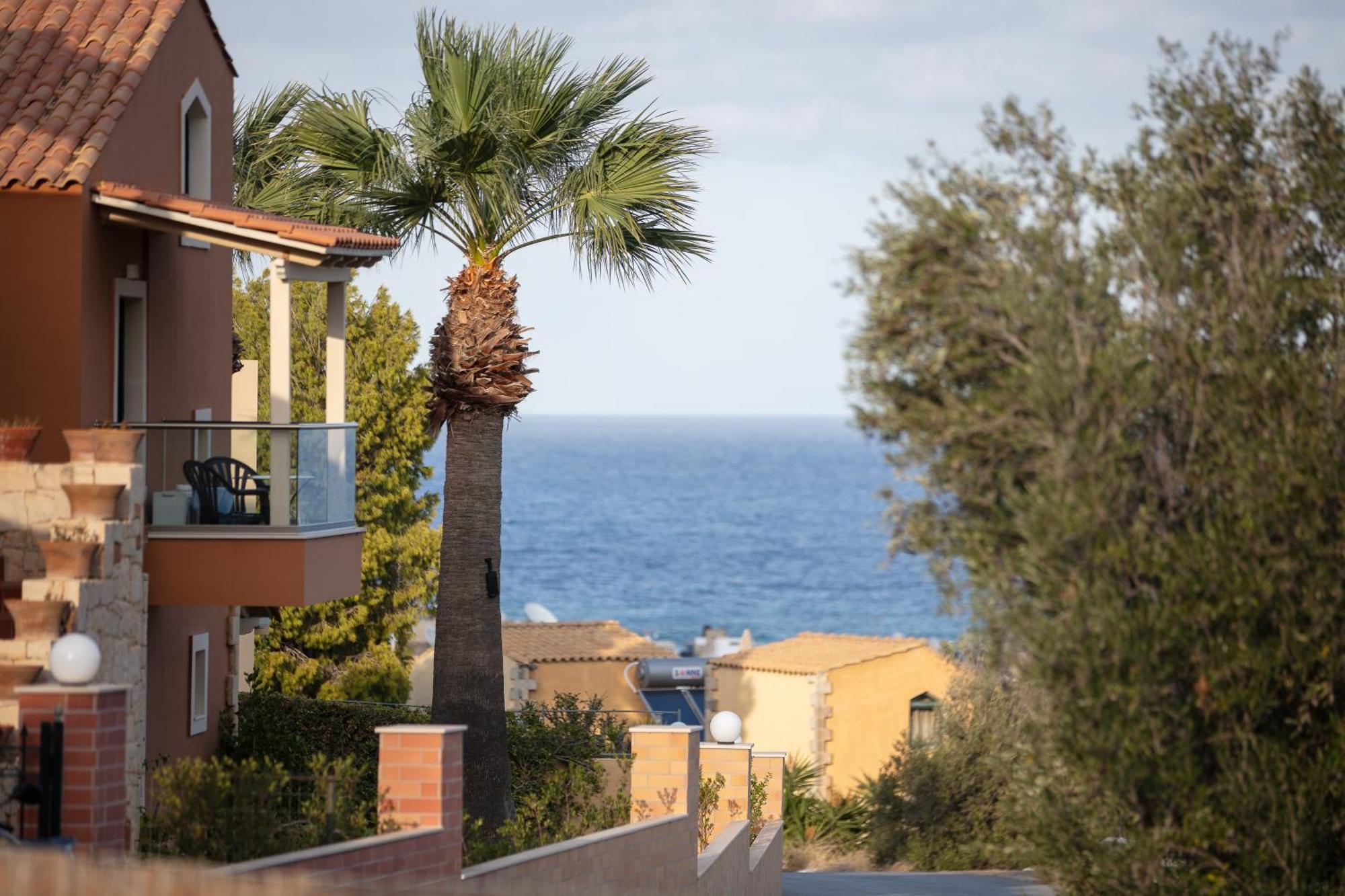 Dia Apartments Hersonissos  Bagian luar foto